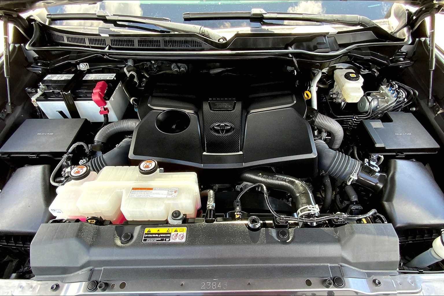 Used 2022 Magnetic Gray Metallic Toyota SR5 image 31