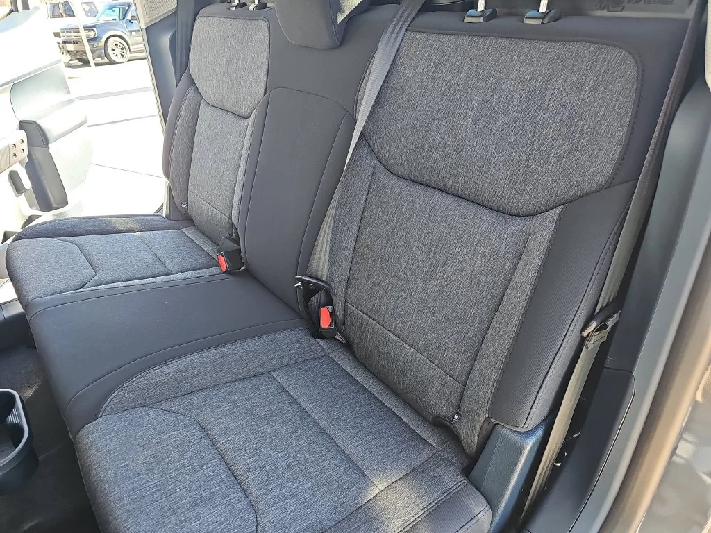 New 2026 Carbonized Gray Metallic Ford XLT image 13
