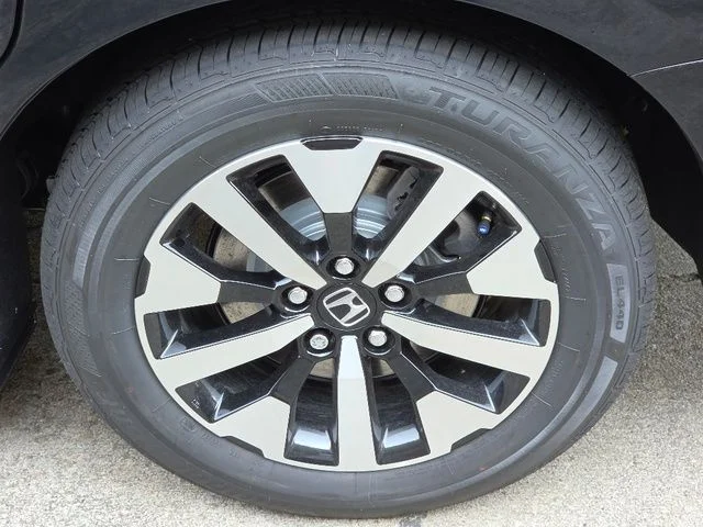 New 2026 Crystal Black Pearl Honda EX-L image 6