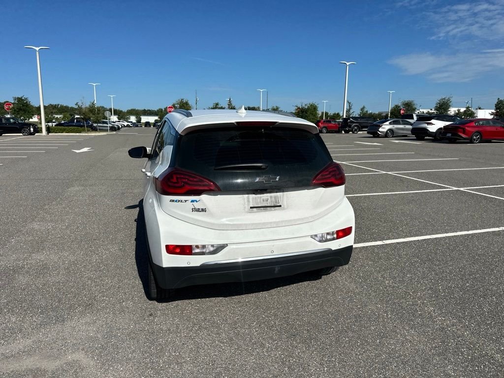 Used 2020 White Chevrolet Premier image 7
