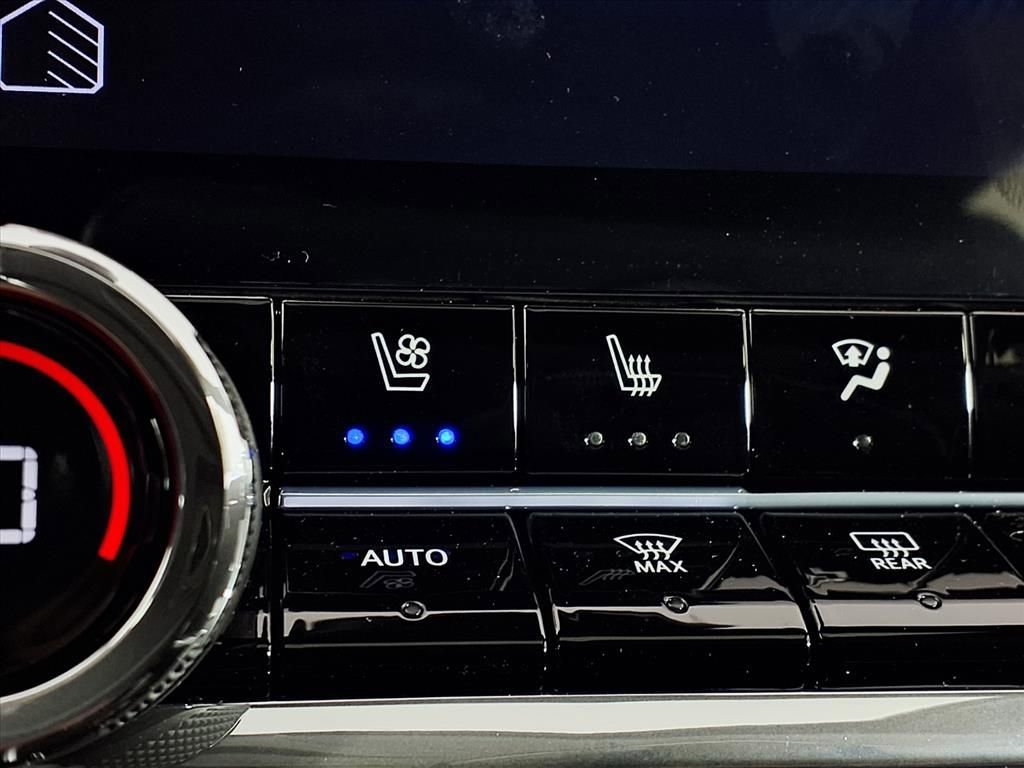 2026 Chevrolet Colorado Z71 - Photo 19