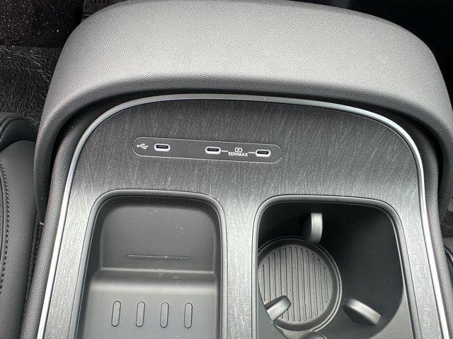 New 2026 Creamy White Pearl Hyundai SEL 7P image 29