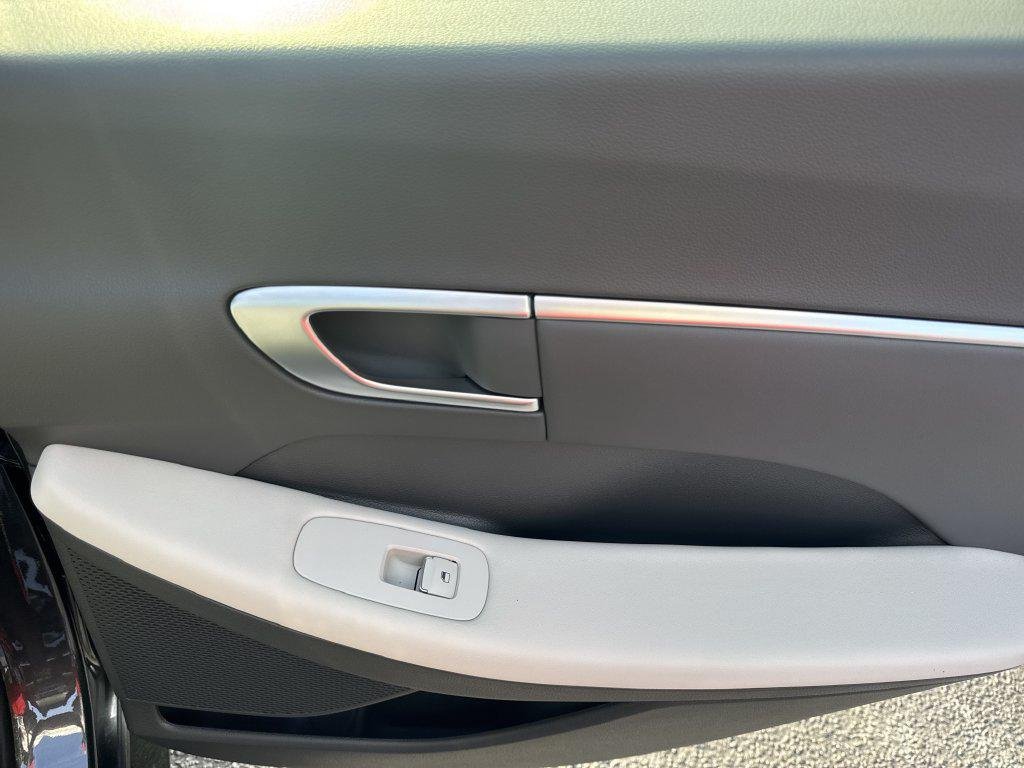 New 2026 Gray Hyundai SEL image 16