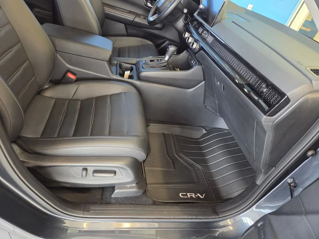 Certified Used 2025  Honda EX-L image 21