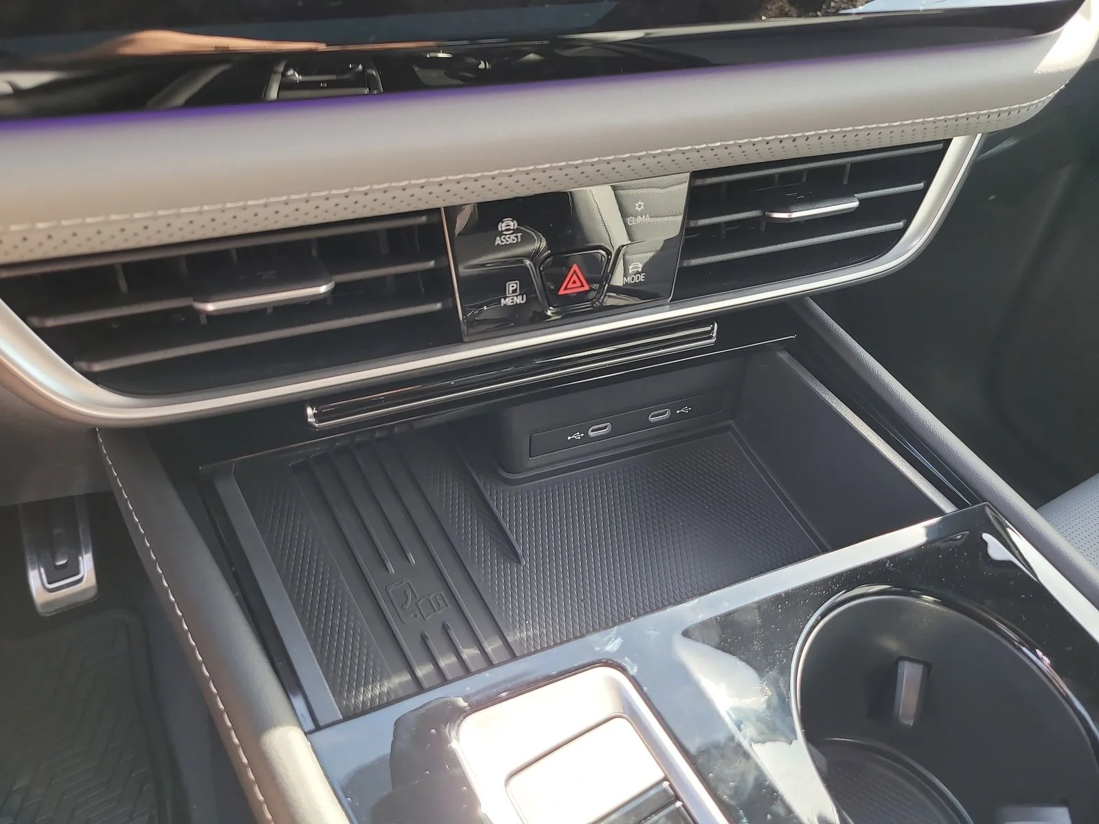 2026 Volkswagen Atlas Cross Sport SEL R-LINE - Photo 25