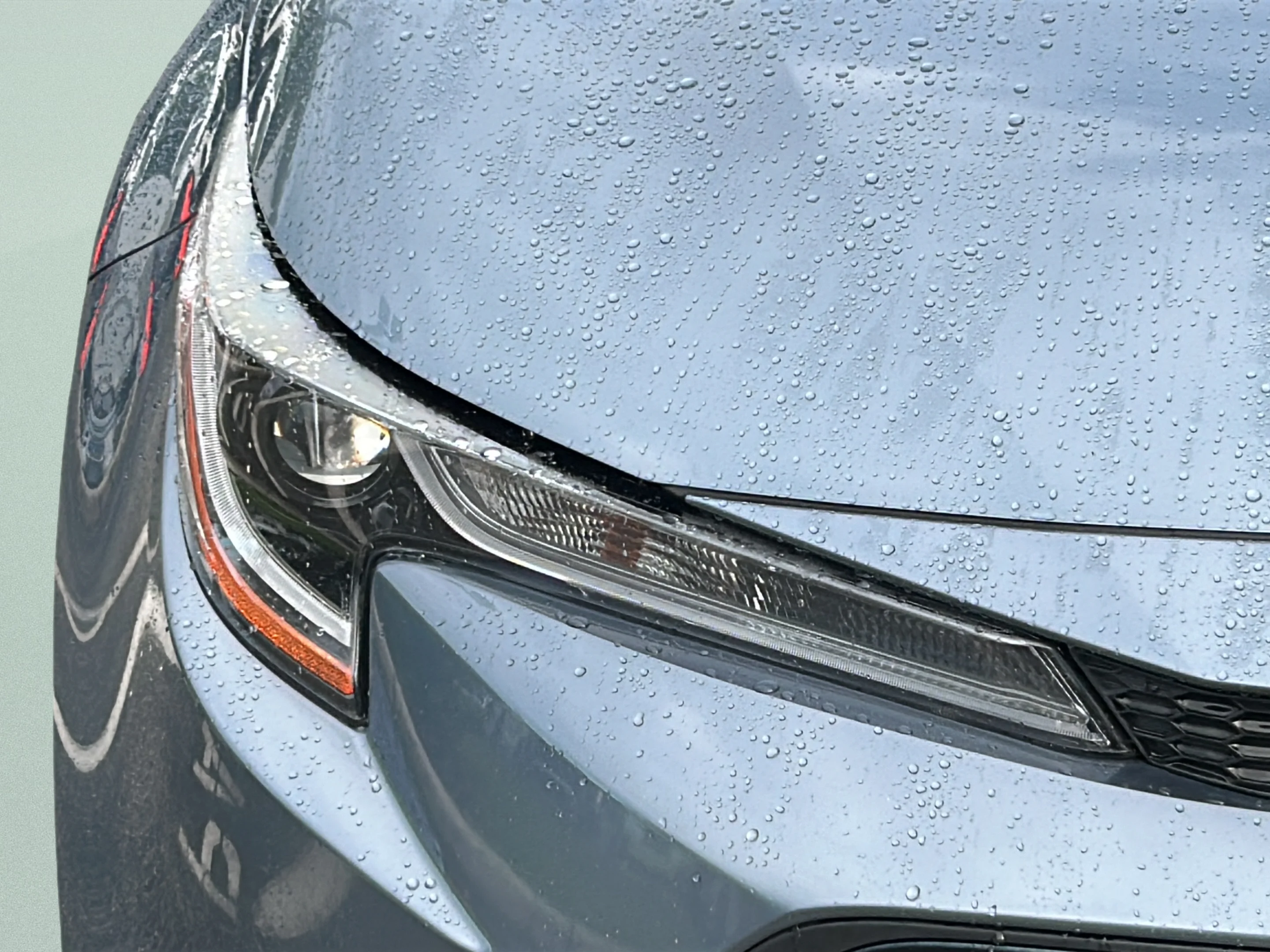 Used 2021 Celestite Toyota LE image 22