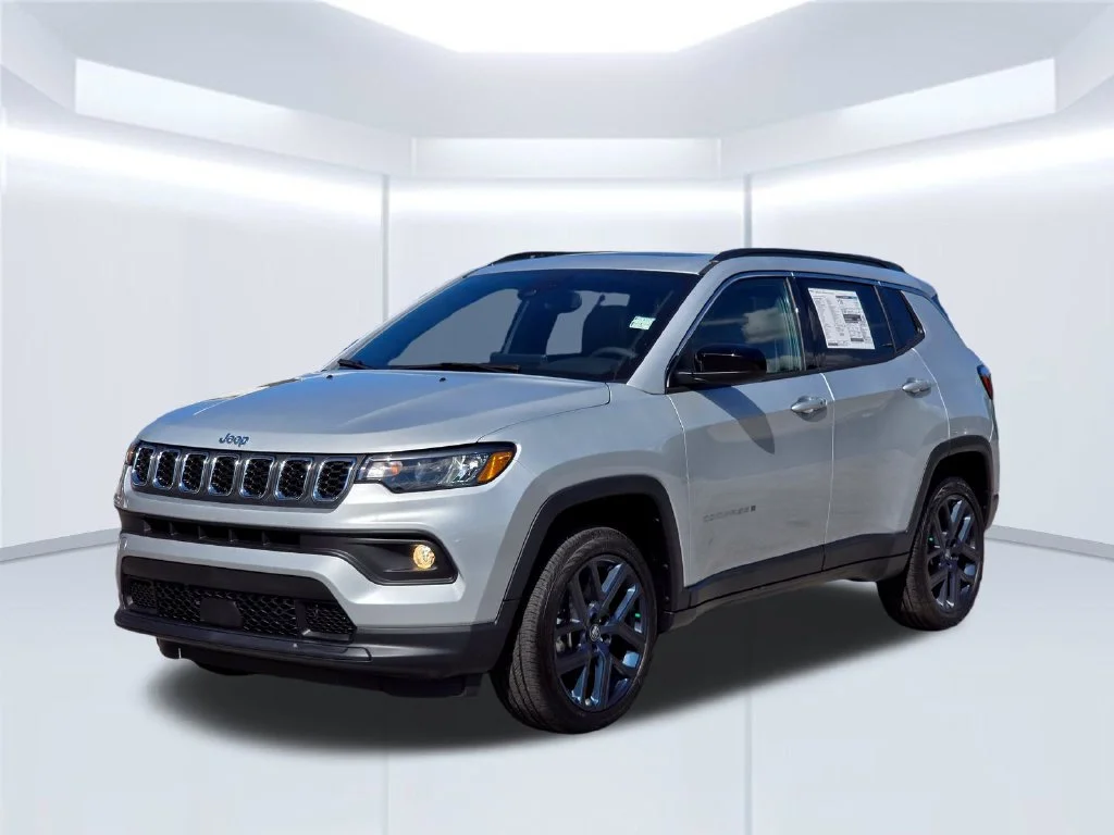 New 2026 Silver Jeep Latitude image 2