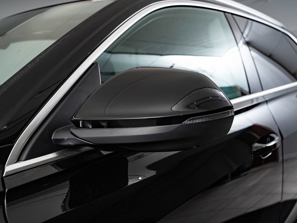 Used 2022 Mythos Black Metallic Audi 55 Premium Plus image 17