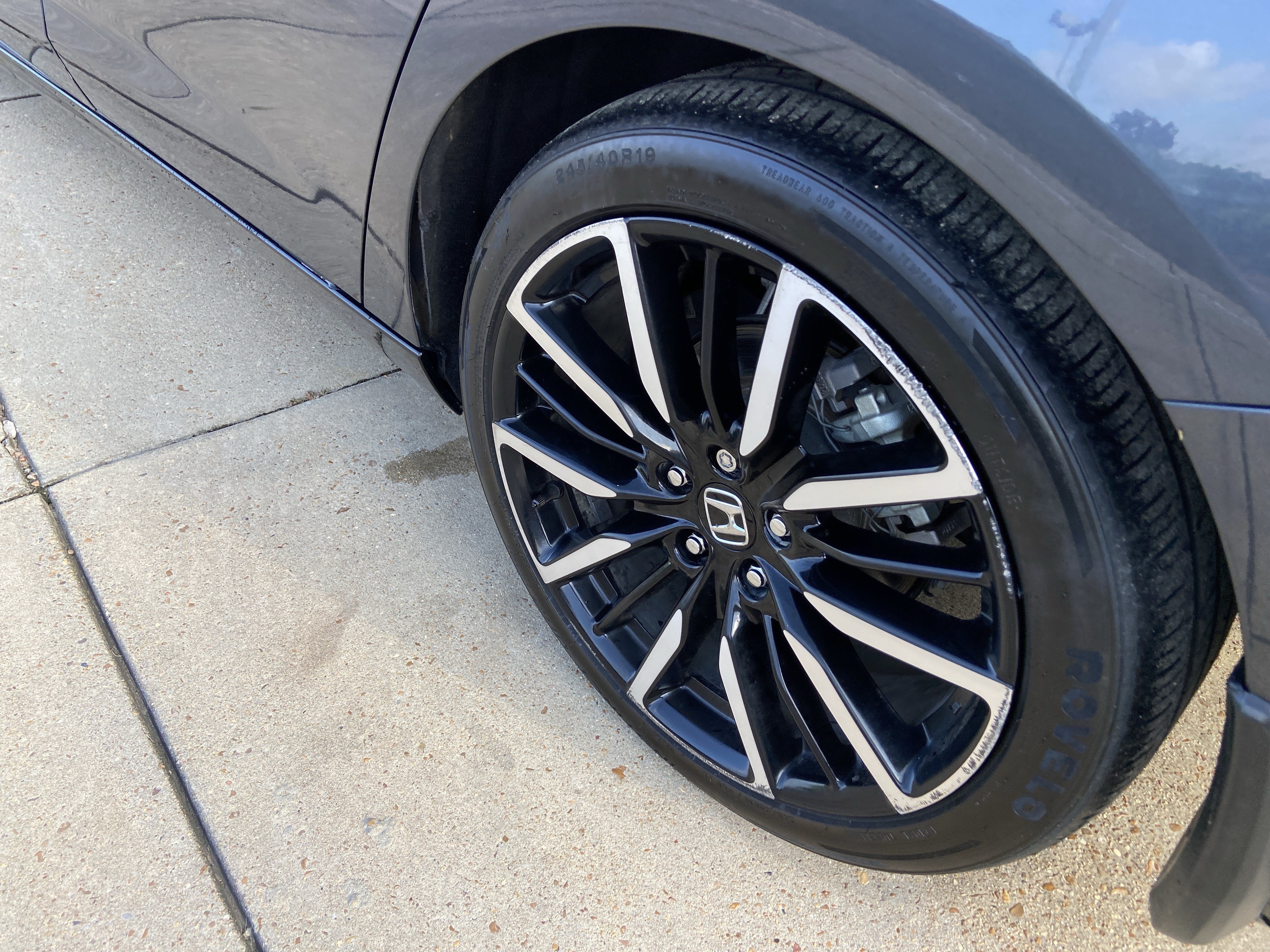 Used 2023 Meteorite Gray Metallic Honda Touring image 40