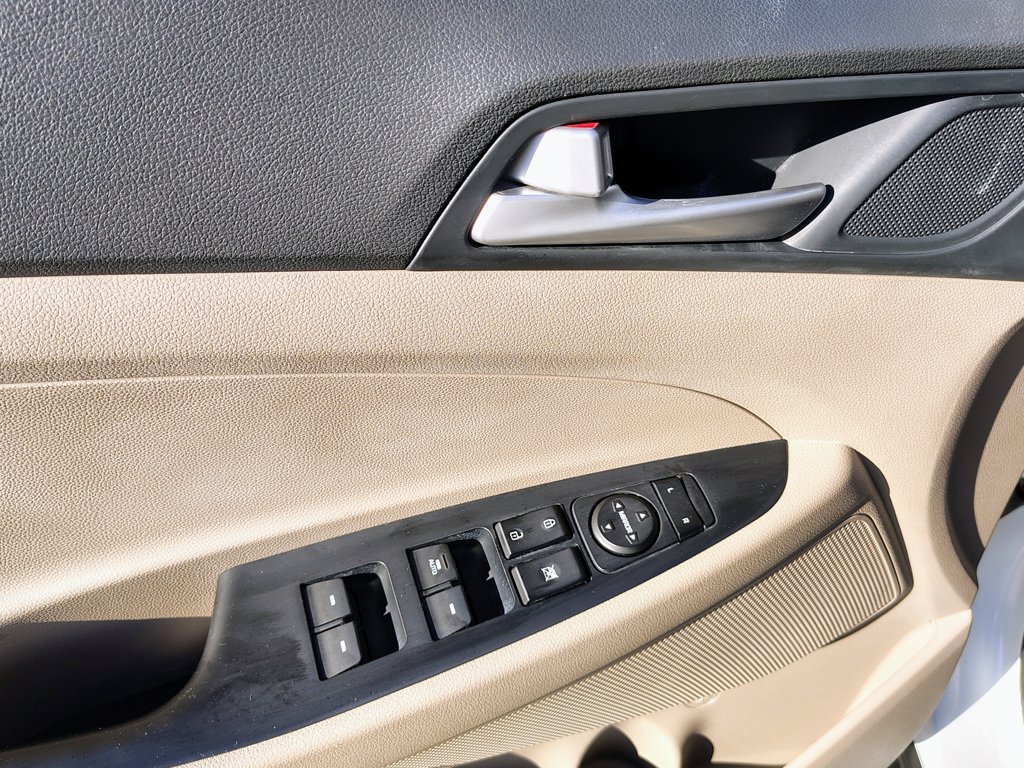 2021 Hyundai Tucson Value - Photo 16