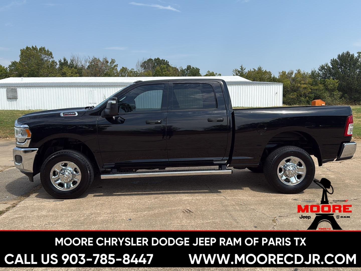 Used 2023 Diamond Black Crystal Pearlcoat Ram Tradesman image 4