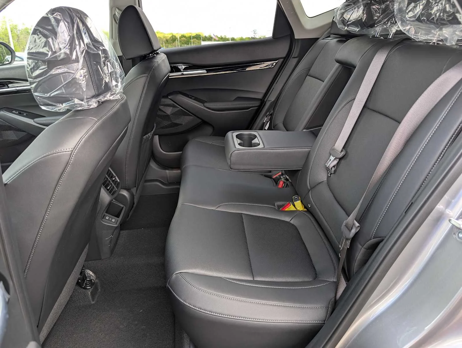 New 2026 Steel Gray Kia EX image 17