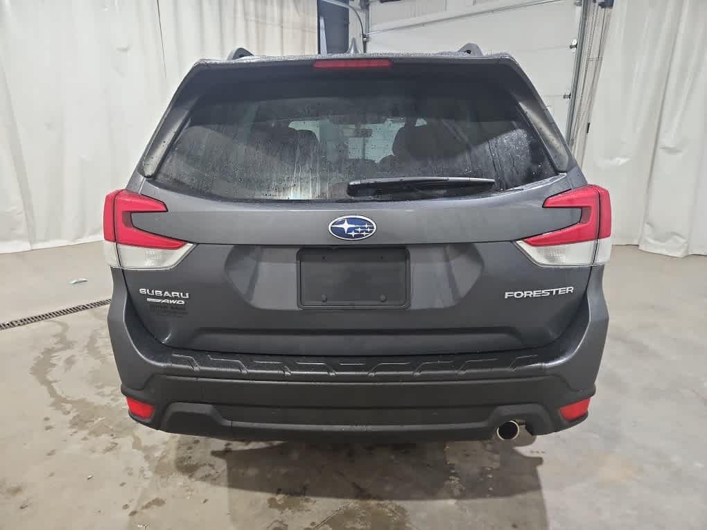 Used 2023 Magnetite Gray Metallic Subaru Limited image 6