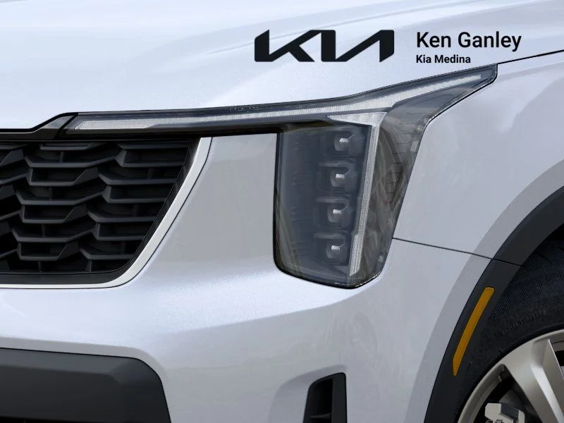 New 2026 Glacial White Pearl Kia LX image 10