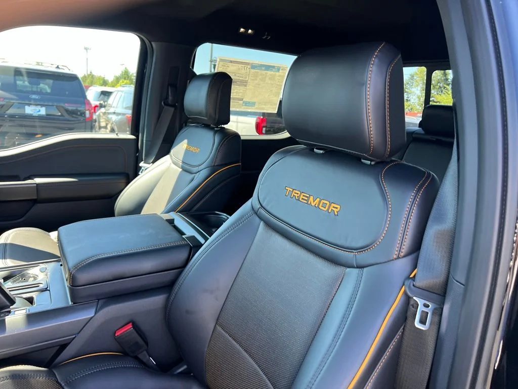New 2026 Agate Black Metallic Ford Tremor® image 13