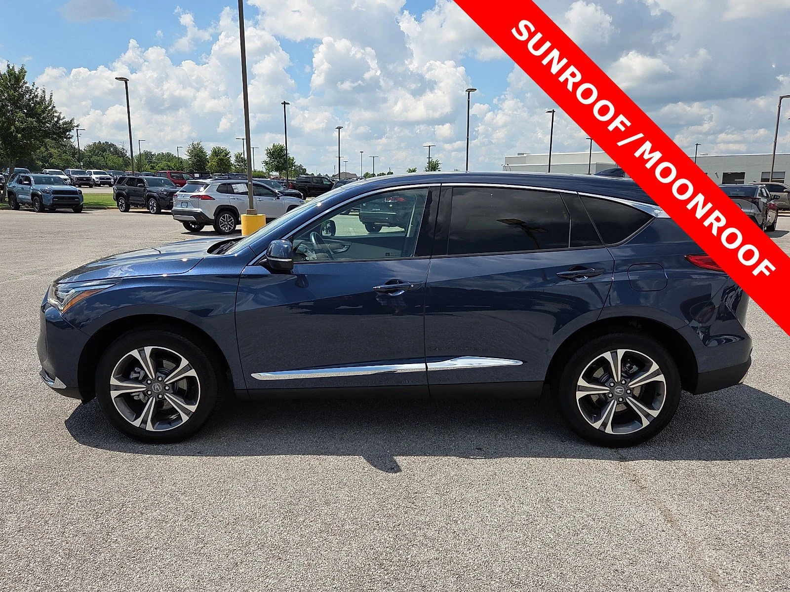 Used 2025 Canyon River Blue Metallic Acura w/Technology Package image 3