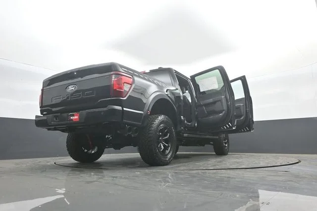 New 2026 Black Ford XLT image 38