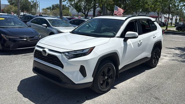2025 Toyota RAV4 3