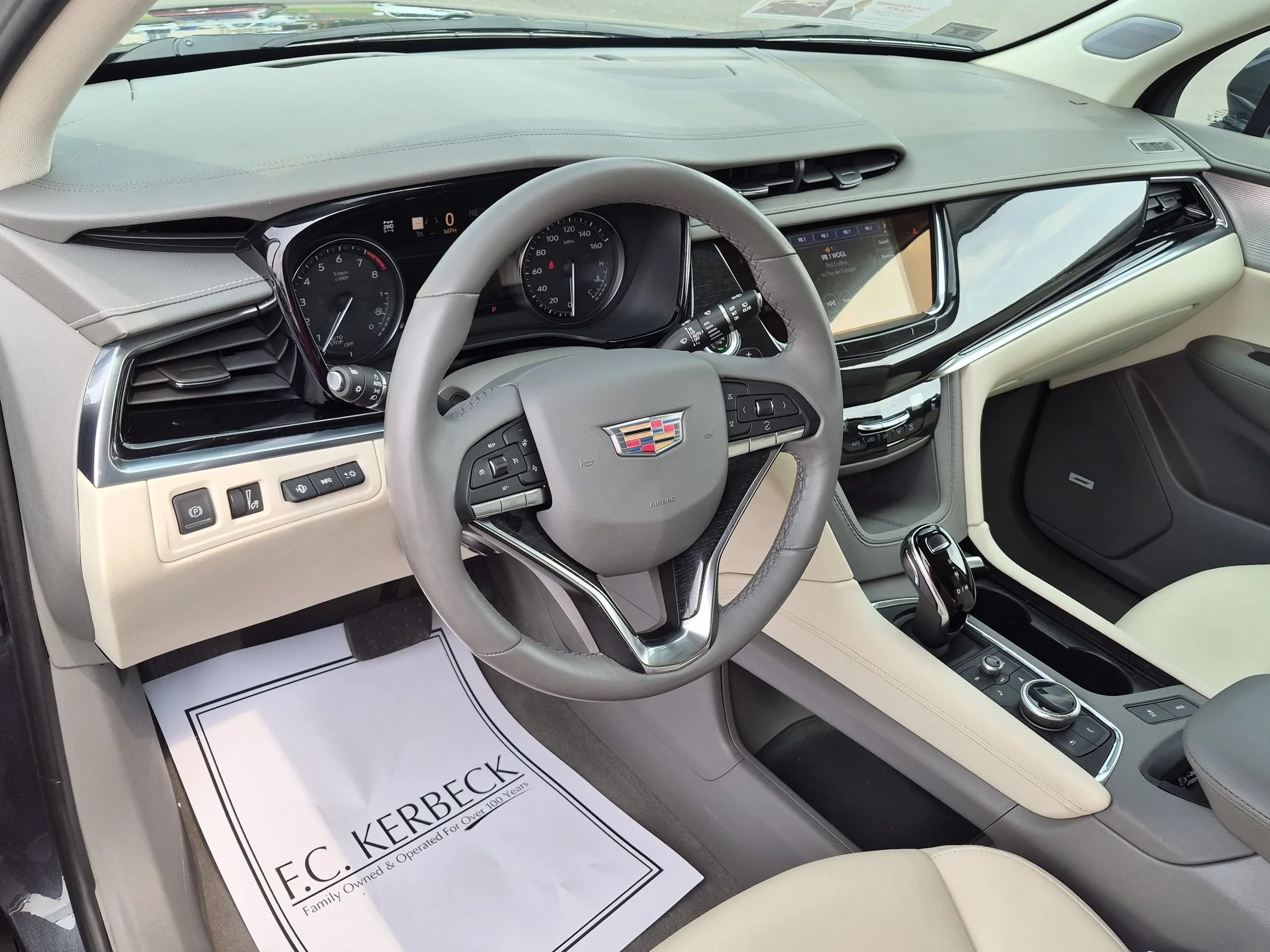 Used 2023 Wilder Metallic Cadillac AWD Premium Luxury image 9