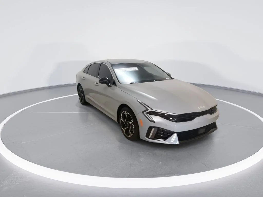 Used 2025 Gray Kia GT-Line image 3