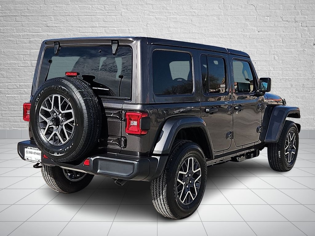 New 2026 Granite Crystal Metallic Clear-Coat Exterior Paint Jeep Sahara image 4