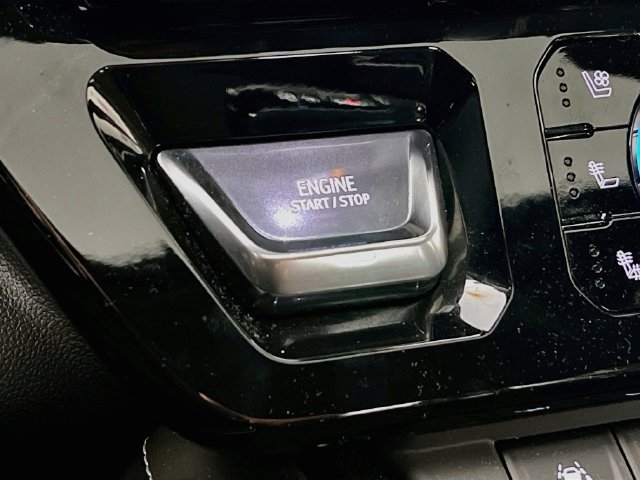 2025 GMC Sierra 1500 AT4X - Photo 16