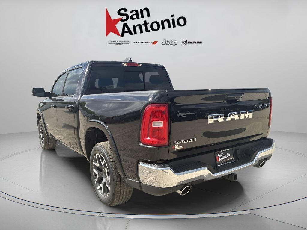 New 2026 Diamond Black Crystal Pearl-Coat Exterior Paint RAM Laramie image 6