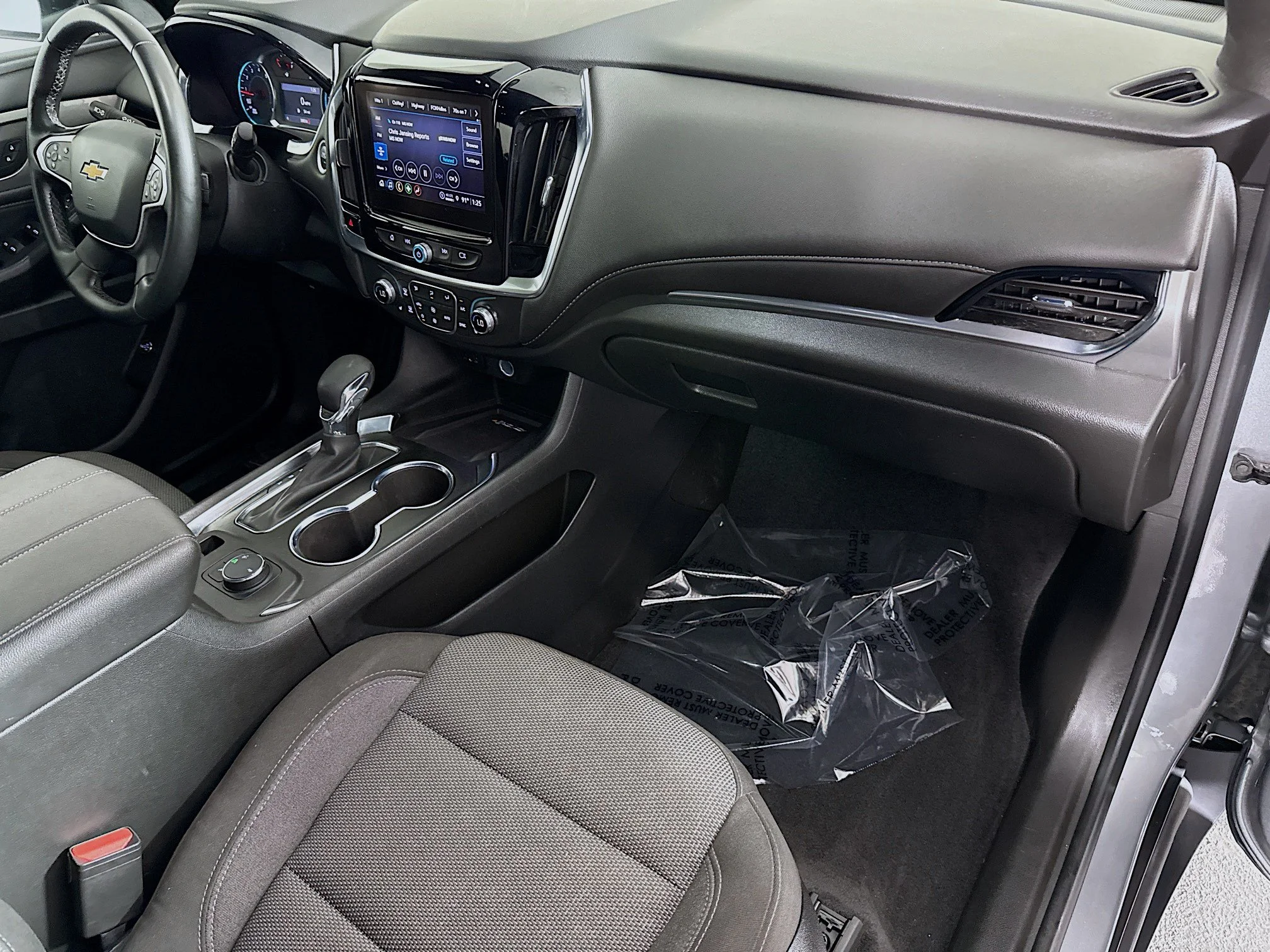 Used 2023 Sterling Gray Metallic Chevrolet LT Cloth image 26