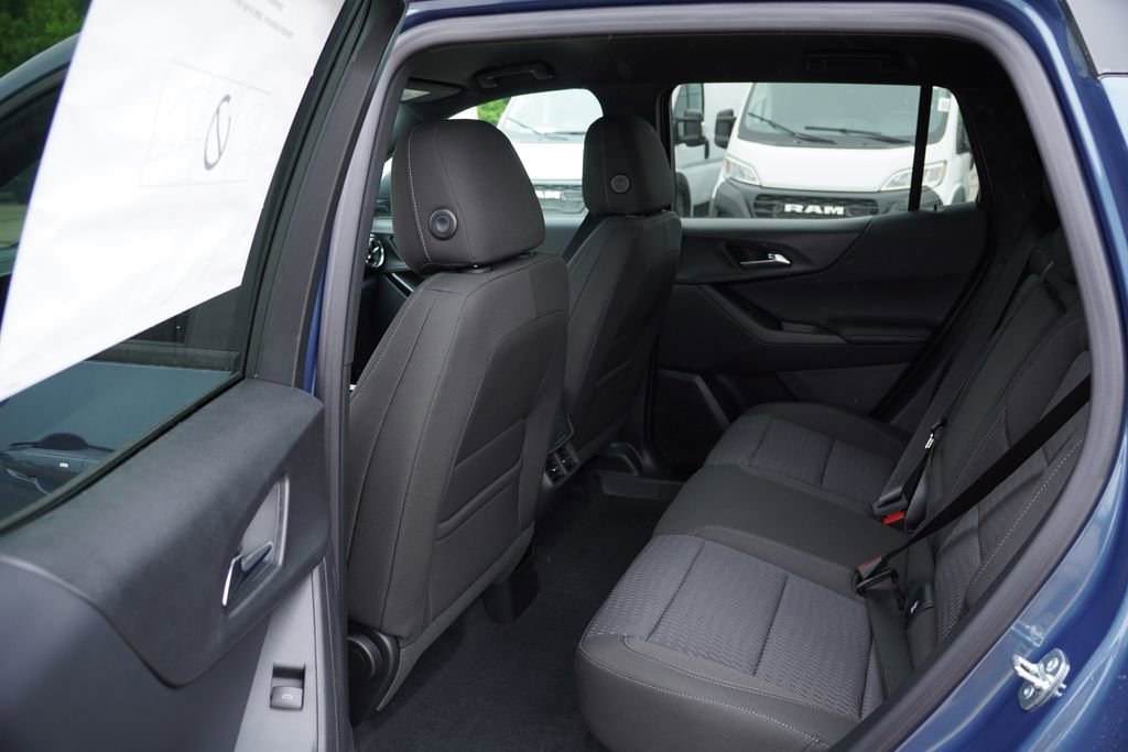 2026 Chevrolet Equinox LT - Photo 11