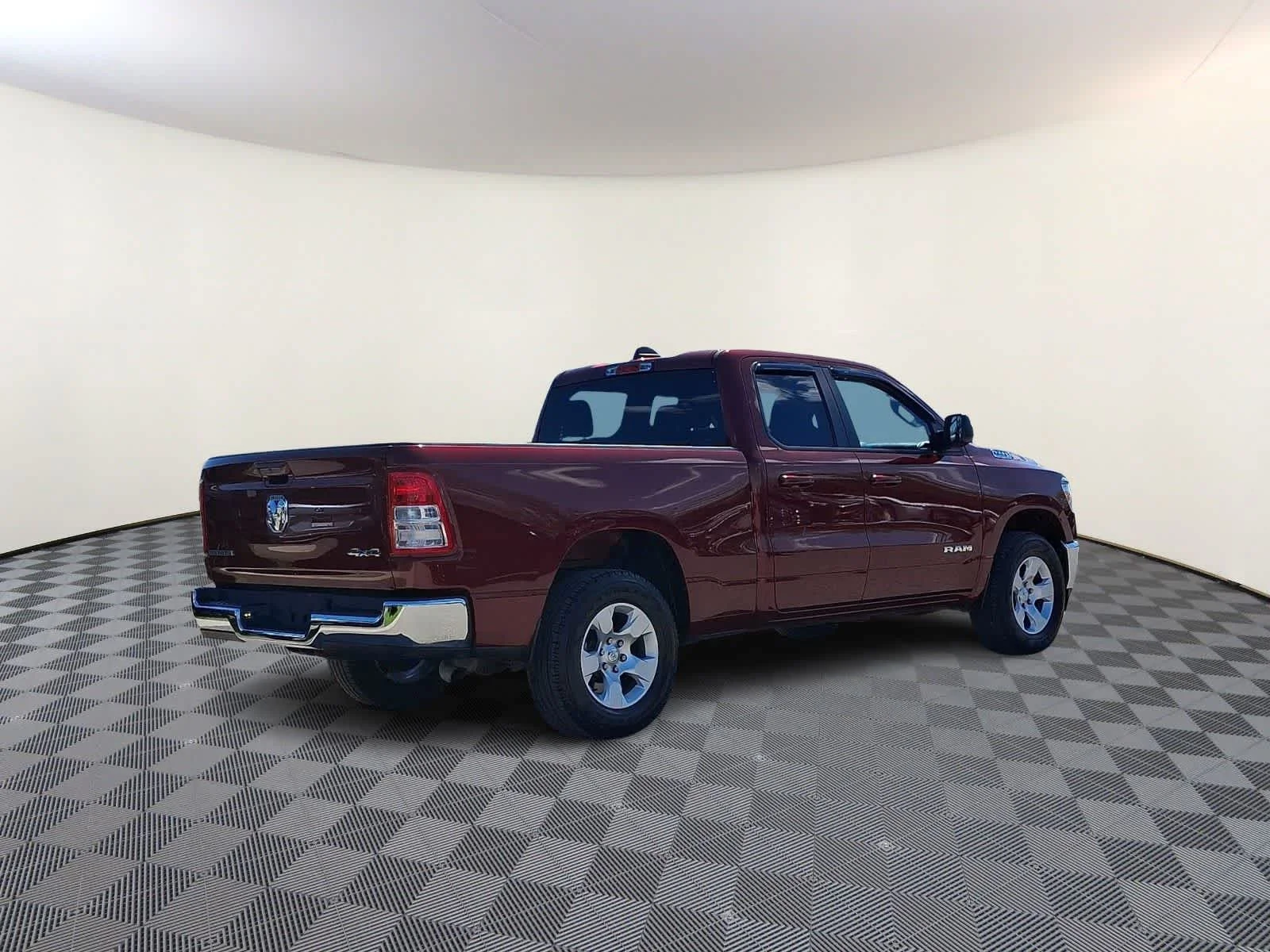Used 2022 Delmonico Red Pearlcoat Ram Big Horn image 5