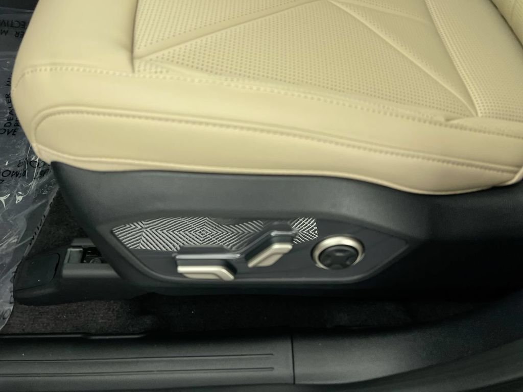 New 2027 Ebony Black Kia EX image 13