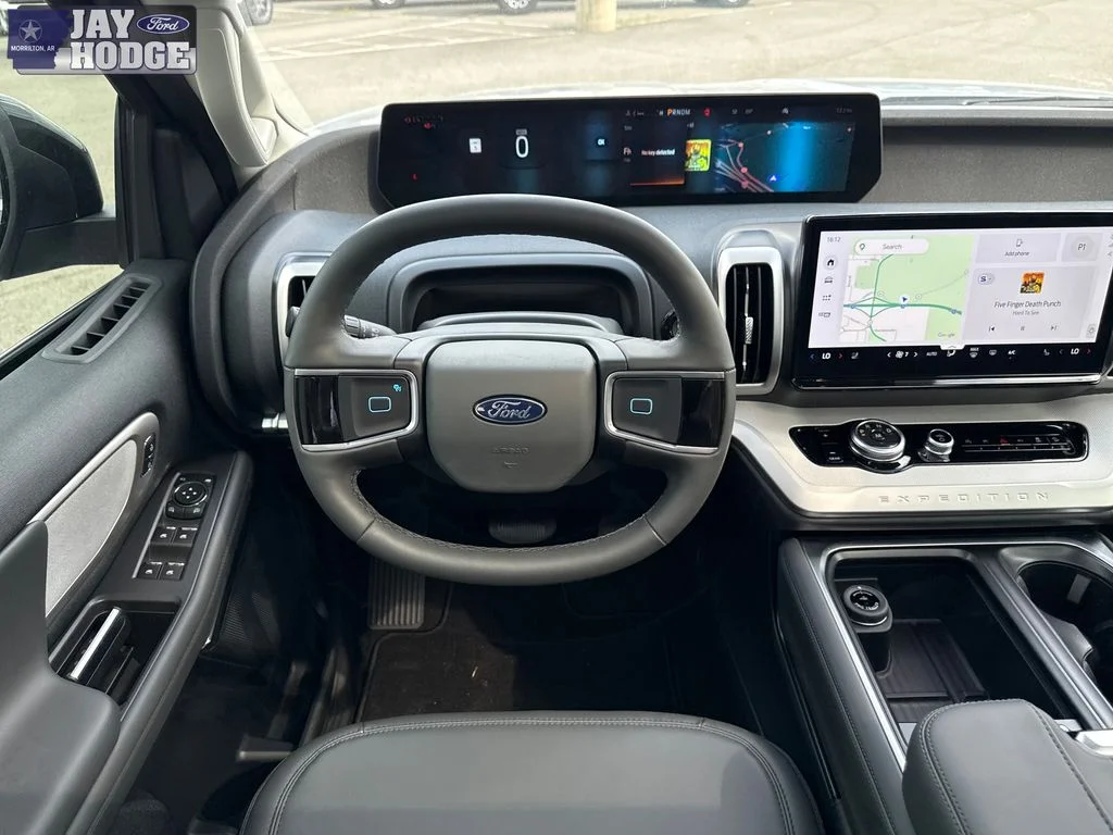 New 2026 Glacier Gray Metallic Tri-Coat Ford Active image 25