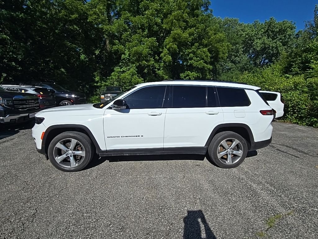 Used 2021 White Jeep Limited image 3