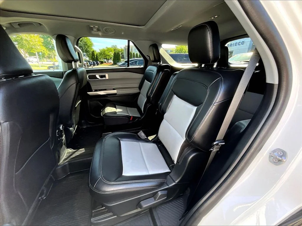 Used 2023 Star White Ford XLT image 24