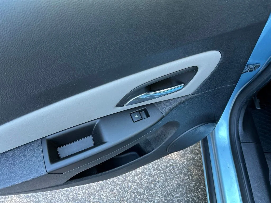 Used 2012 Blue Chevrolet LS image 22