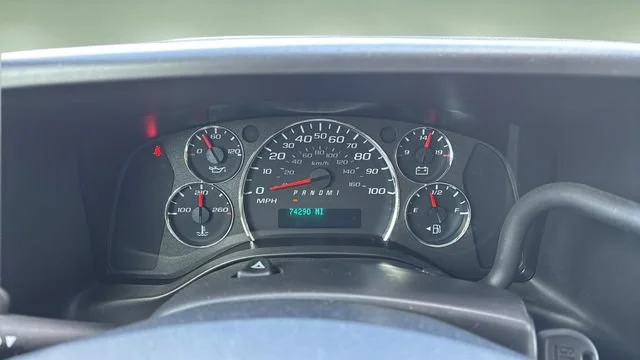 Used 2022 Summit White Chevrolet WT image 16