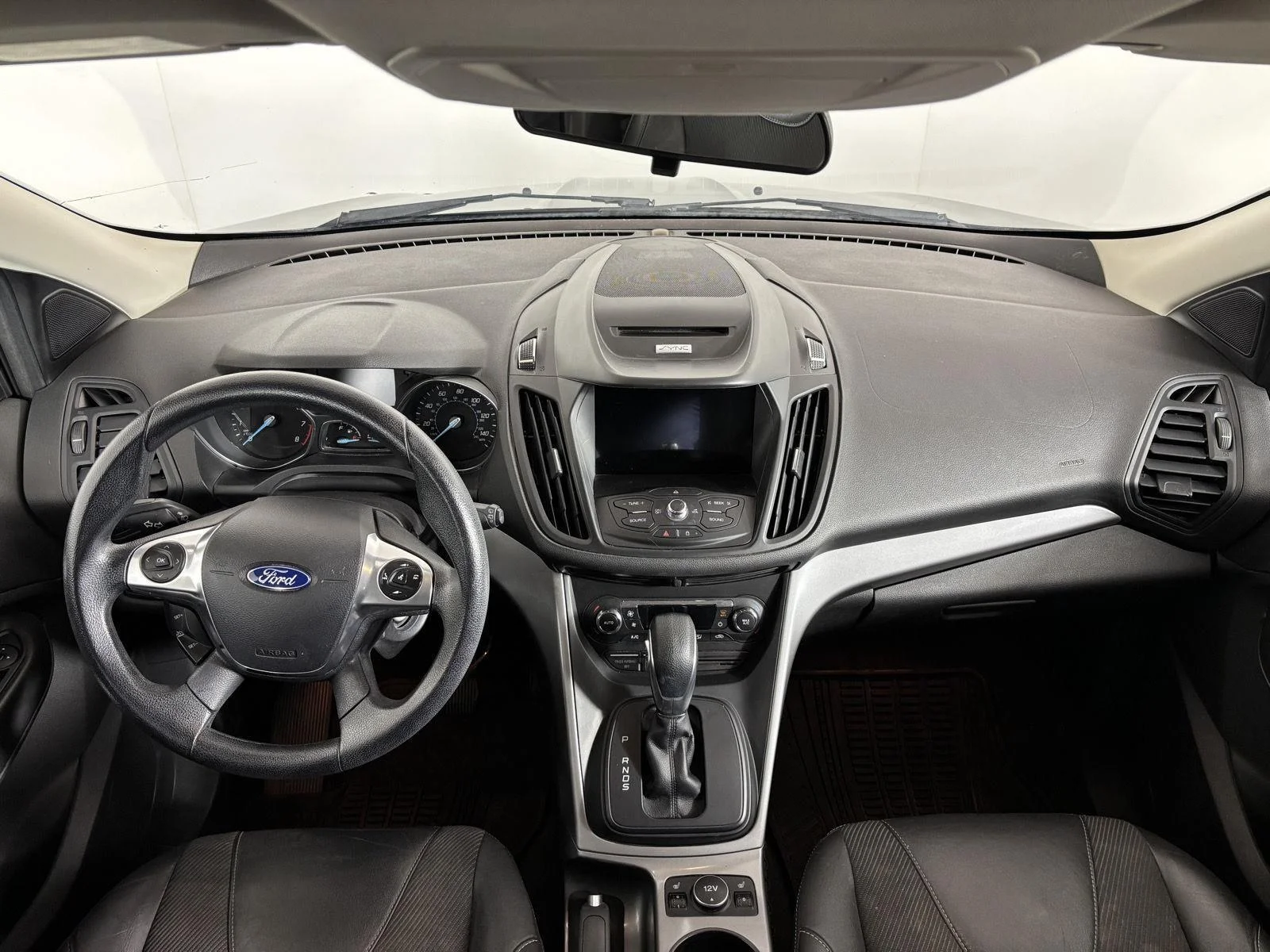 Used 2016 Shadow Black Ford SE image 21