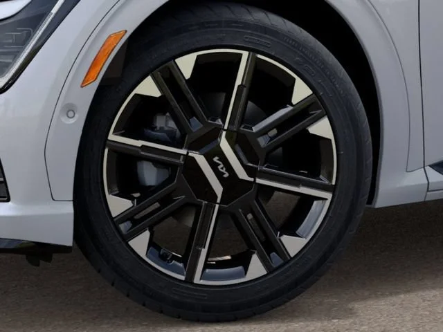 New 2026 Glacial White Pearl Kia GT-Line image 9