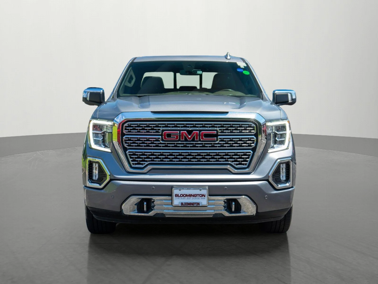 Used 2022 GMC Sierra 1500 Limited Denali with VIN 1GTU9FEL1NZ186101 for sale in Minneapolis, Minnesota