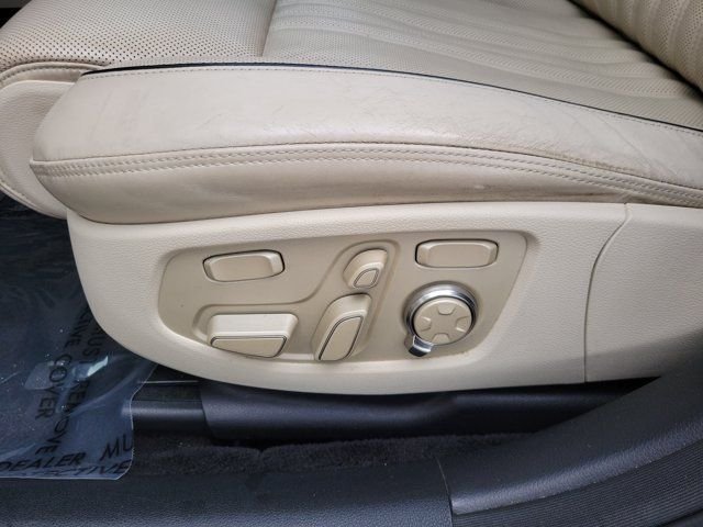 2017 GENESIS G90 Premium - Photo 18