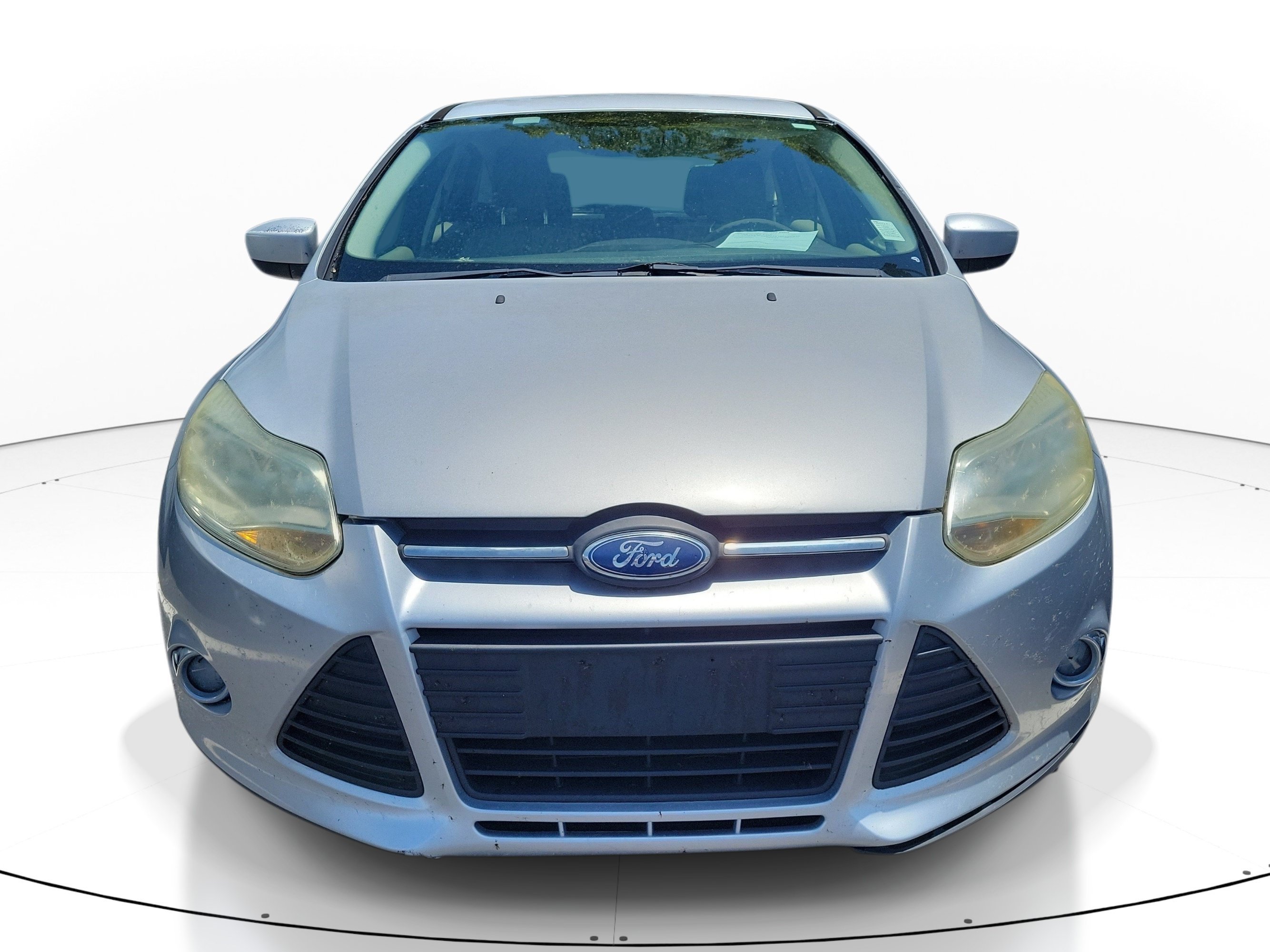 Used 2012 Ingot Silver Ford SE image 1