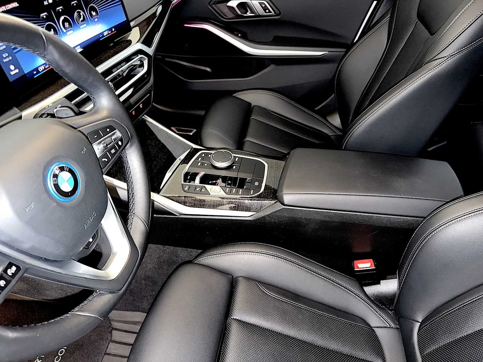 Used 2023 Alpine White BMW 330e xDrive image 19