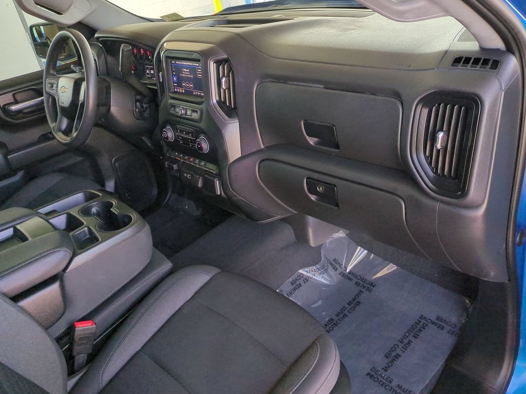 Used 2023 Glacier Blue Metallic Chevrolet Custom image 33