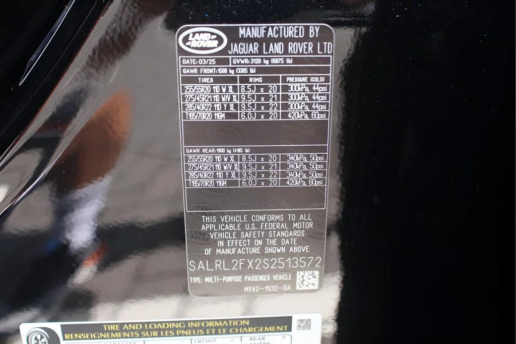 2025 Land Rover Discovery Dynamic SE - Photo 28