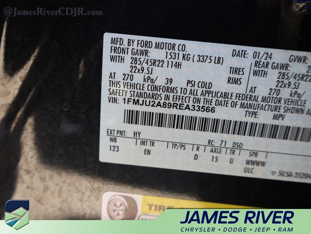 Used 2024 Gray Ford Limited image 42