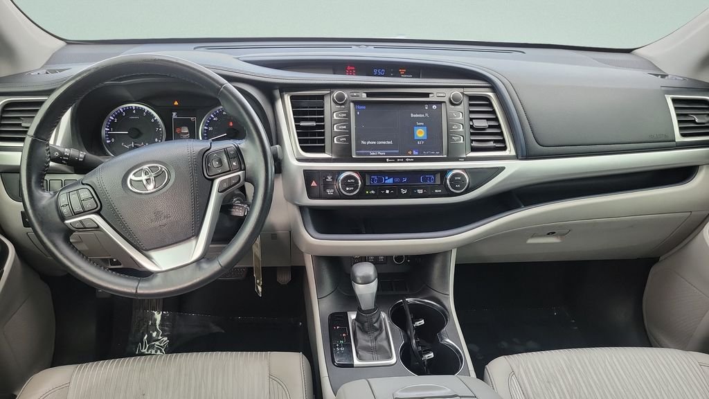 Used 2017 Black Toyota LE Plus image 11