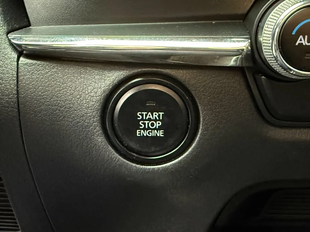 Used 2021  Mazda Premium image 26