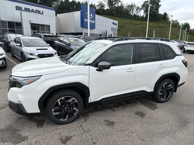 New 2026 CRYSTAL WHITE PEARL Subaru Limited image 29
