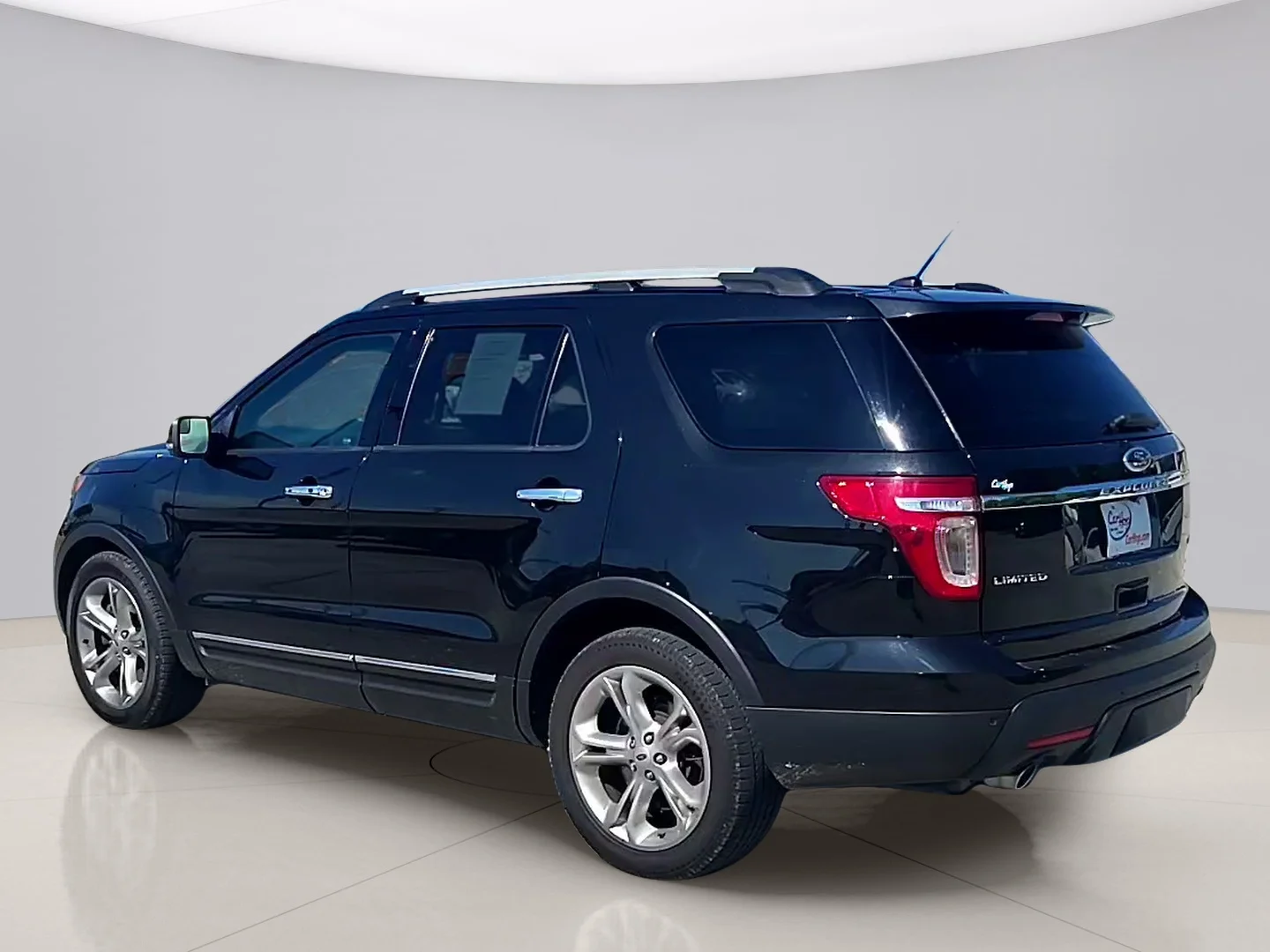 Used 2015 Black Ford LIMITED image 7