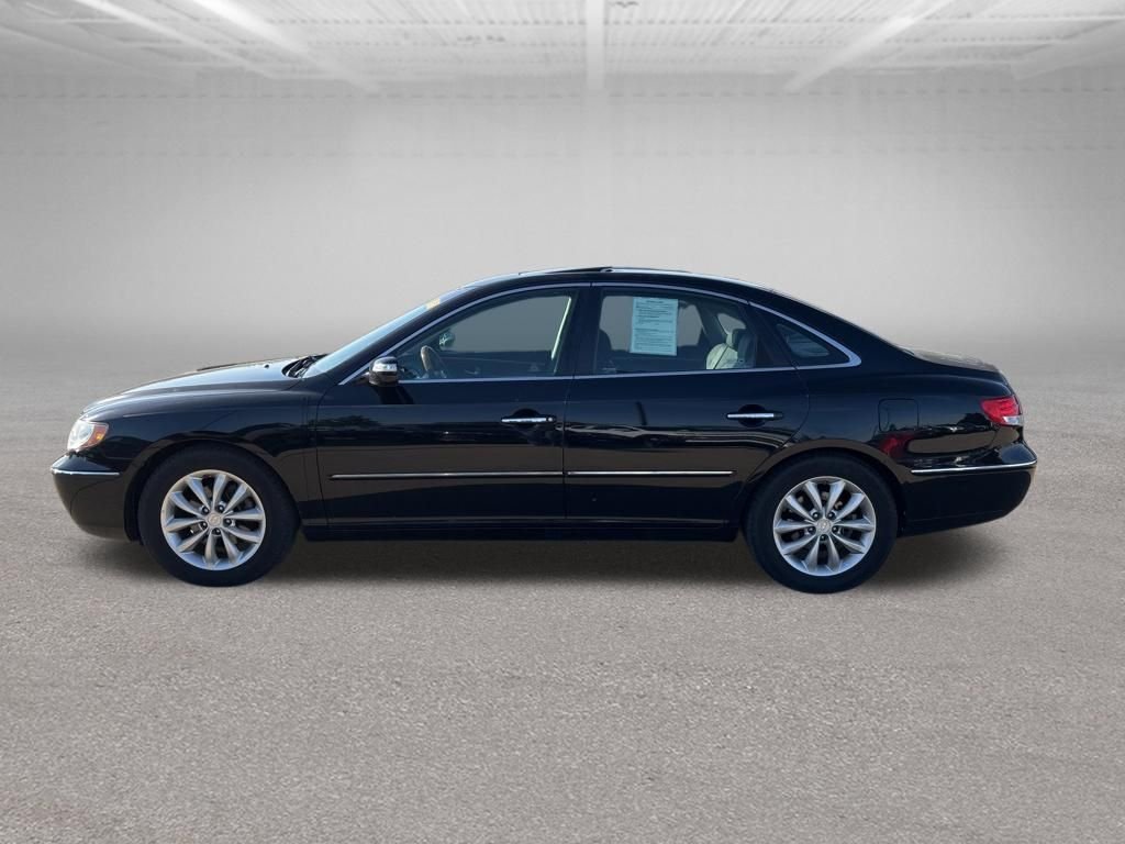 Used 2007 Hyundai Azera SE with VIN KMHFC46F47A244061 for sale in Peoria, IL